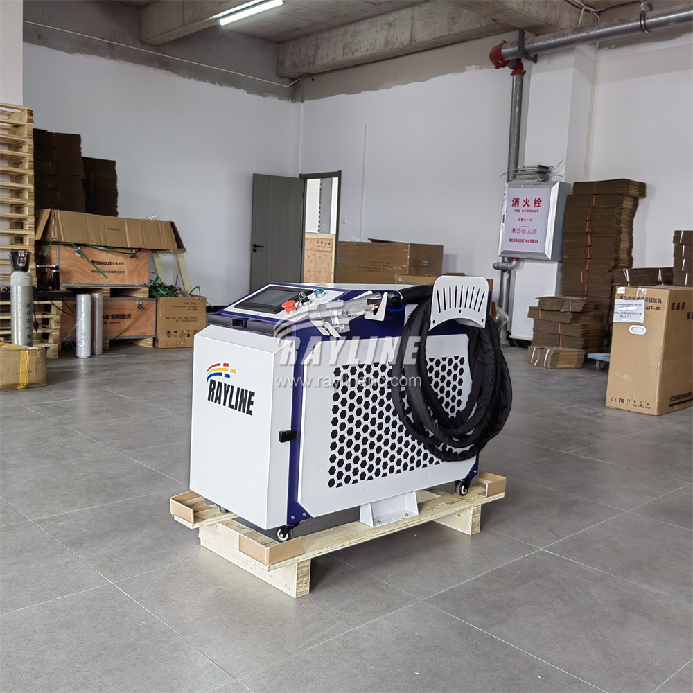 Saldatrice Laser Portatile a F - Industrial Handheld Laser Welder recensione e prezzo